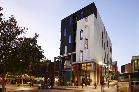 Alex Hotel - South Australia Travel 0