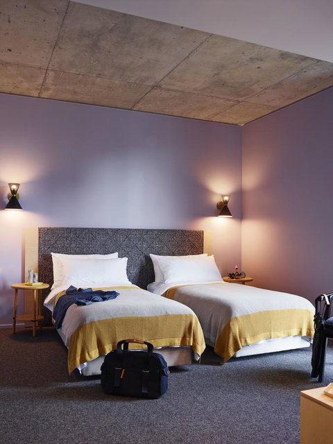 Alex Hotel - South Australia Travel 15