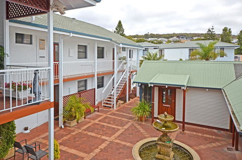 Dolphin Lodge Albany - Self Contained Apartments At Middleton Beach - South Australia Travel 21