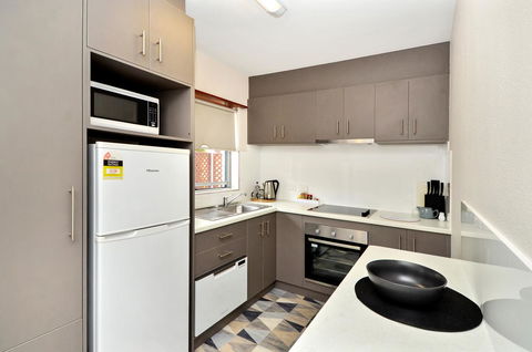 Dolphin Lodge Albany - Self Contained Apartments At Middleton Beach - South Australia Travel 33