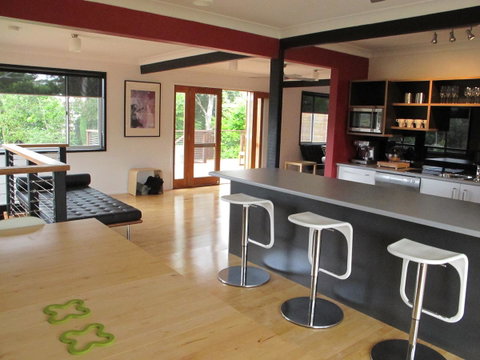 Pendeli Beach House - South Australia Travel 3