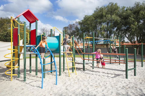 Discovery Parks - Perth Airport - South Australia Travel 7