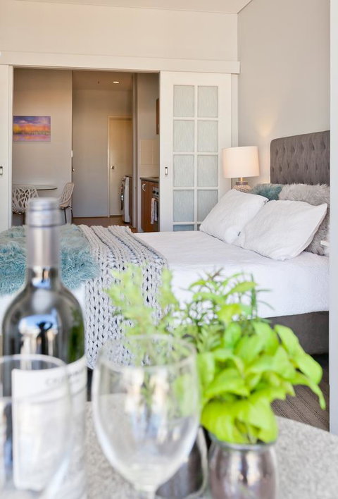 Central City Exclusive Apartments - South Australia Travel 5