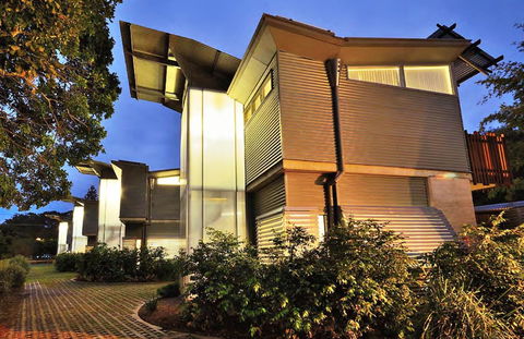 Crescent Head Spa Villa - South Australia Travel 24