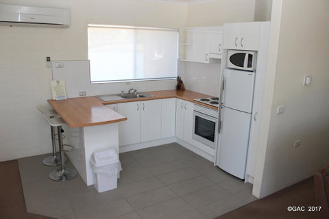 Mollymook Cove Apartments - South Australia Travel 12