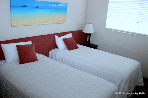 Mollymook Cove Apartments - South Australia Travel 20