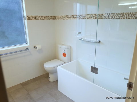 Mollymook Cove Apartments - South Australia Travel 27