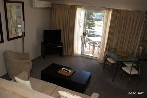 Mollymook Cove Apartments - South Australia Travel 10