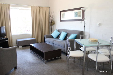 Mollymook Cove Apartments - South Australia Travel 32