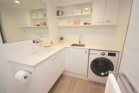 Cossies By The Sea - South Australia Travel 6