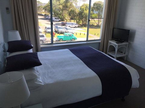 Breakers Apartments - South Australia Travel 1