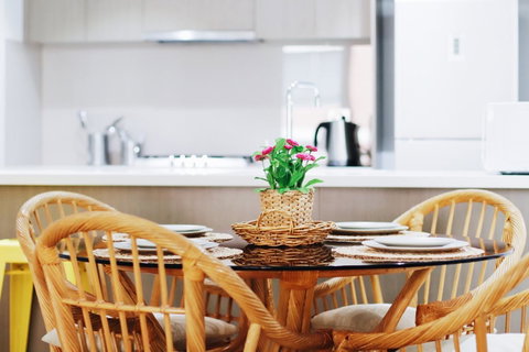 Modern & Cosy 2-Bedroom Apartment Hornsby - South Australia Travel 7