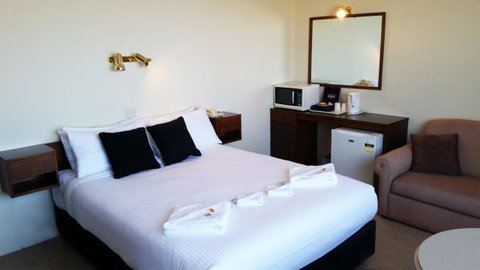 Echo Point Discovery Motel - South Australia Travel 5