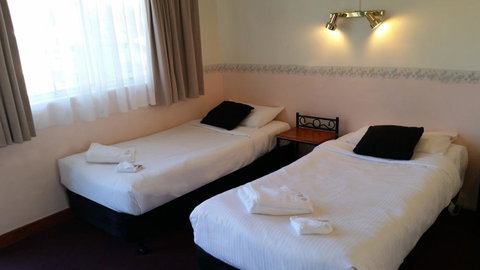 Echo Point Discovery Motel - South Australia Travel 6