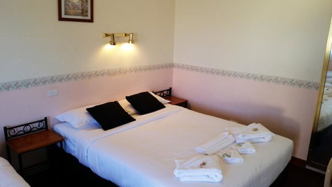 Echo Point Discovery Motel - South Australia Travel 7