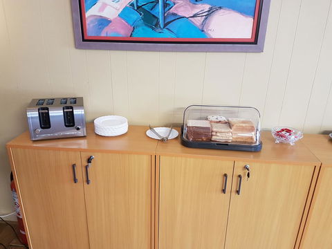 Best Western Kennedy Drive Airport Motel - South Australia Travel 36