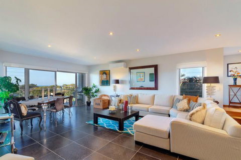 Churchill View Forster - South Australia Travel 0