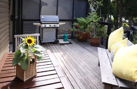 Refuge Cove On Pittwater - South Australia Travel 11