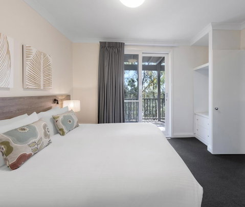 Oaks Cypress Lakes Resort - South Australia Travel 22