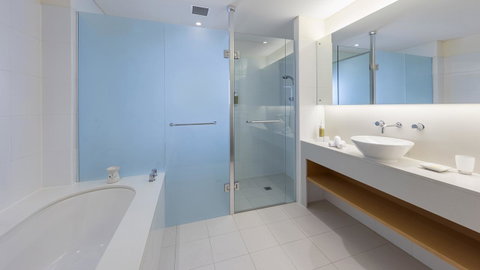 Oaks Cypress Lakes Resort - South Australia Travel 13
