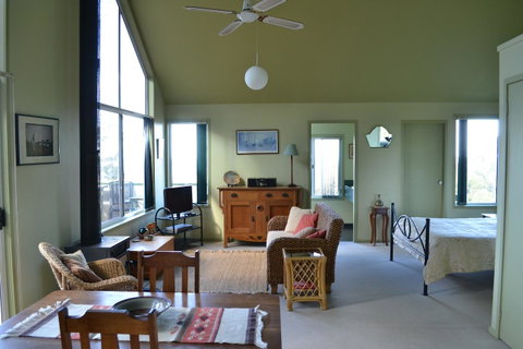 Bundle Hill Cottages - South Australia Travel 44