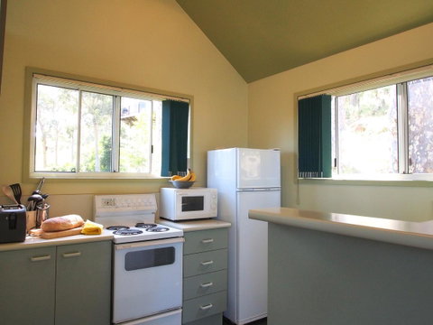 Bundle Hill Cottages - South Australia Travel 14