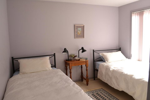Bundle Hill Cottages - South Australia Travel 33