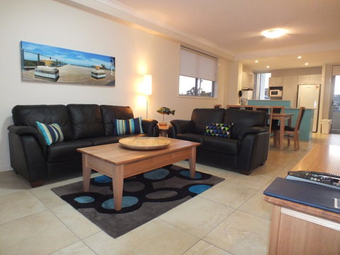 Pacific Marina Apartments - South Australia Travel 1