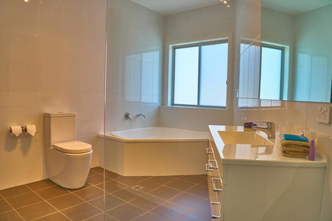 Hunter Oasis - South Australia Travel 27