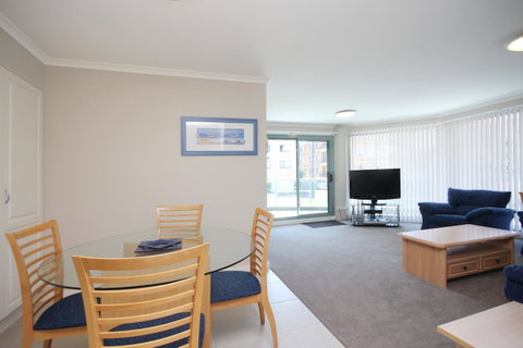 Sails Apartments - South Australia Travel 22