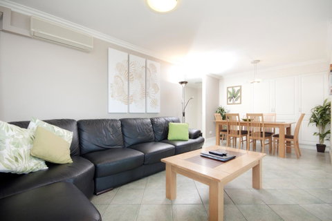 Sails Apartments - South Australia Travel 19