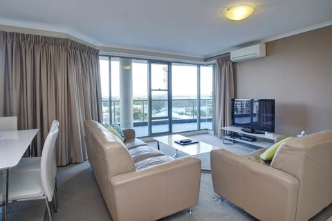 Sails Apartments - South Australia Travel 0