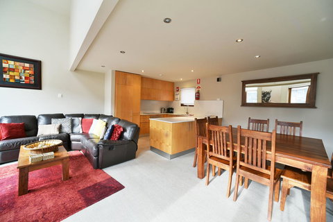 Snowstream 4 - South Australia Travel 2