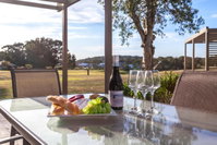 Condo 105  Horizons Golf Resort - Salamander Bay NSW