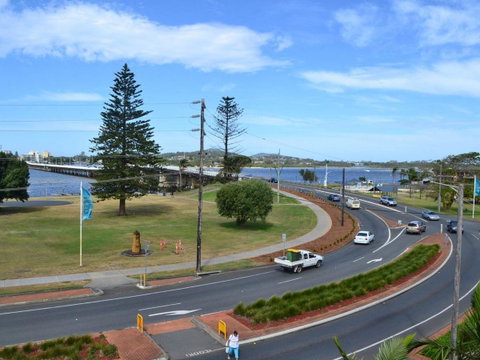 Oxley 8 At Tuncurry - South Australia Travel 3