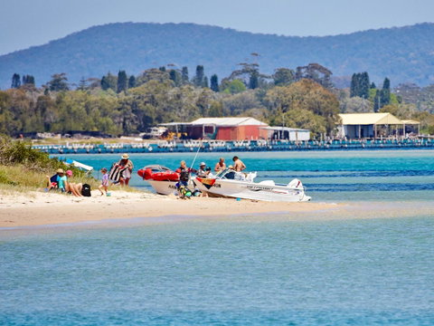 Oxley 8 At Tuncurry - South Australia Travel 6
