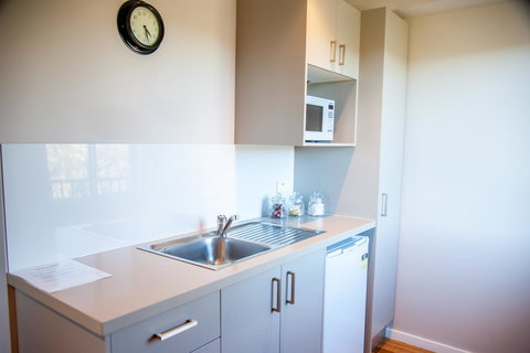 Sinclairs Country Retreat - South Australia Travel 5