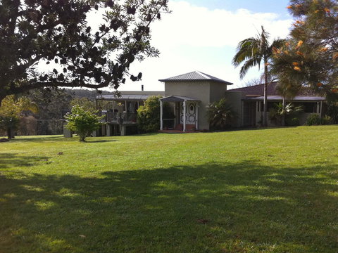 Sinclairs Country Retreat - South Australia Travel 1