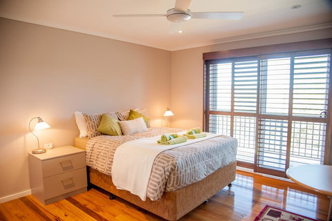 Sinclairs Country Retreat - South Australia Travel 12