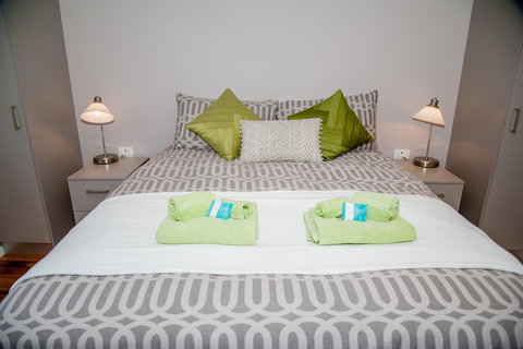 Sinclairs Country Retreat - South Australia Travel 43