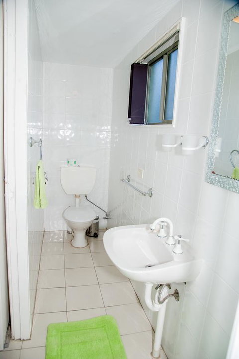 Sinclairs Country Retreat - South Australia Travel 27