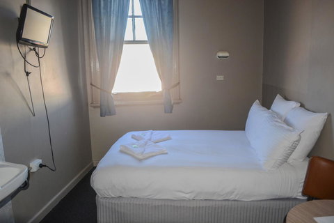 Commercial Hotel Motel Lithgow - South Australia Travel 24