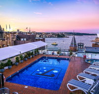 Holiday Inn Old Sydney - South Australia Travel