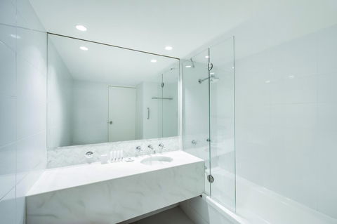 Vibe Hotel Sydney - South Australia Travel 16