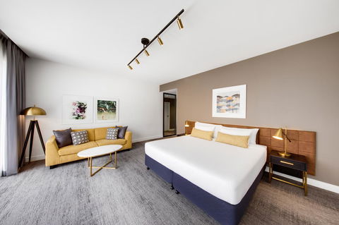 Vibe Hotel Sydney - South Australia Travel 4