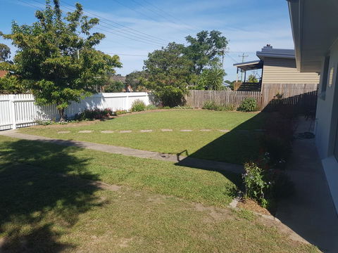 Golden Hill Cottage - South Australia Travel 12