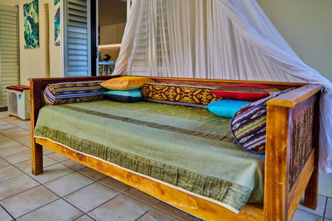 Julians Apartments - South Australia Travel 8
