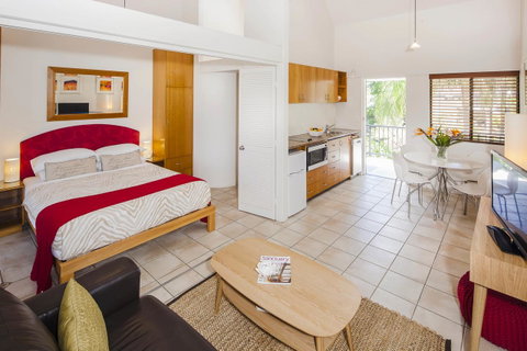 Julians Apartments - South Australia Travel 21