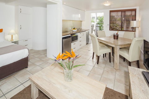Julians Apartments - South Australia Travel 18