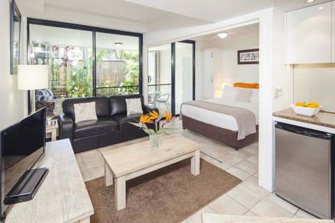 Julians Apartments - South Australia Travel 35